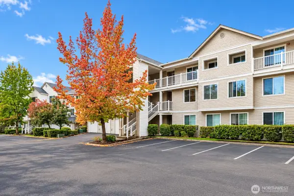 2009 196th Street Se #D202, Bothell, WA 98012