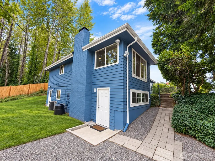 959 Hoquiam Ave Ne, Renton, WA 98059 - #2