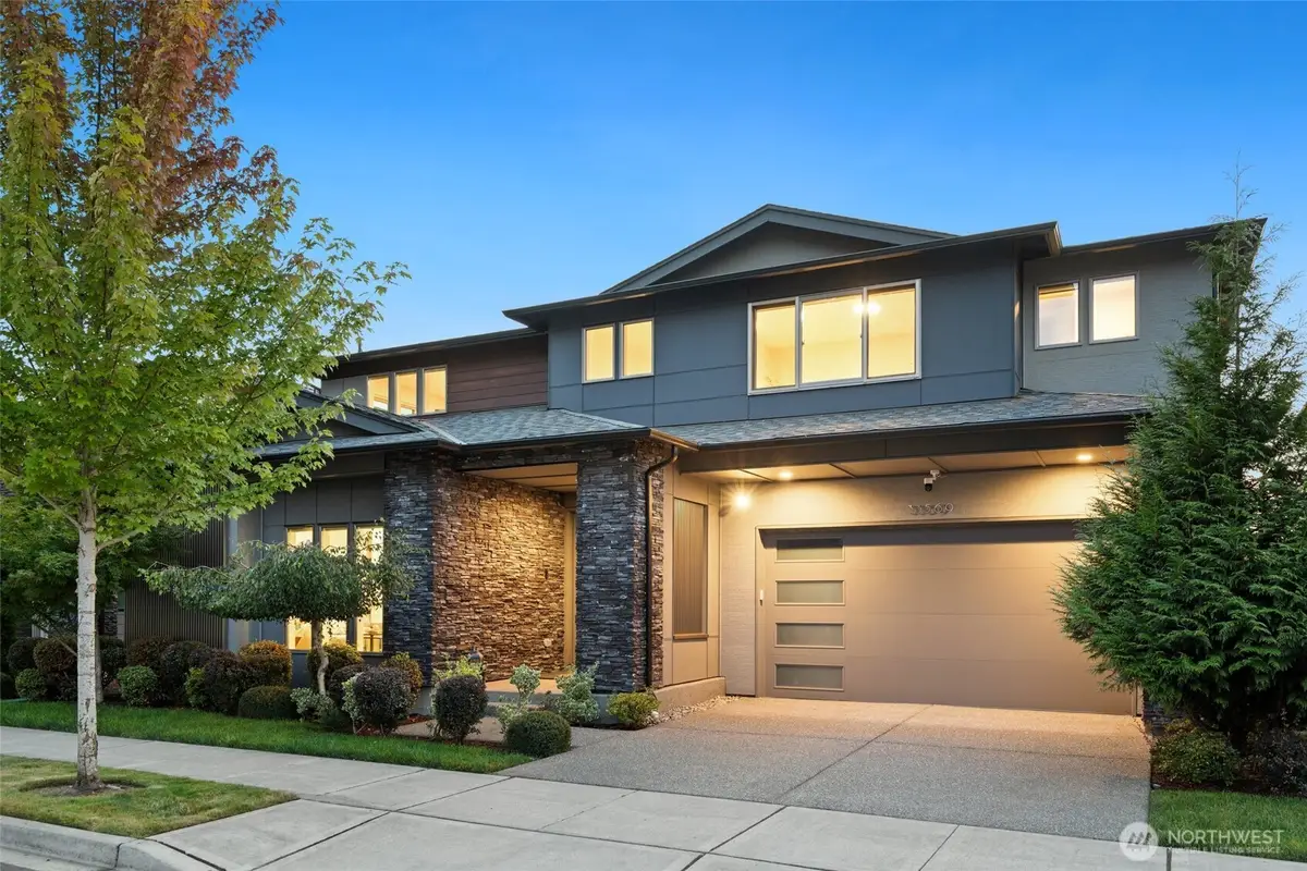 33569 Walnut Avenue Se, Black Diamond, WA 98010 - #1
