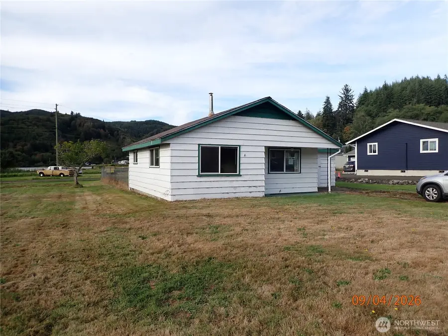 2249 Michigan Avenue, Raymond, WA 98577 - #2