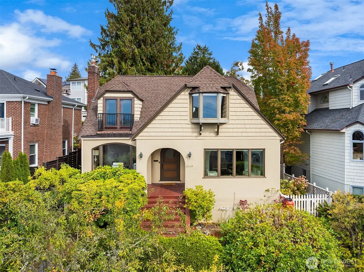 2514 43rd Avenue W, Seattle, WA 98199 - #1