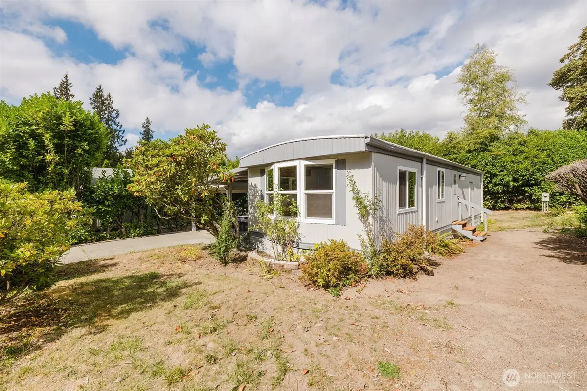 8760 NE State Hwy 303 #B, Bremerton, WA 98311 - #1
