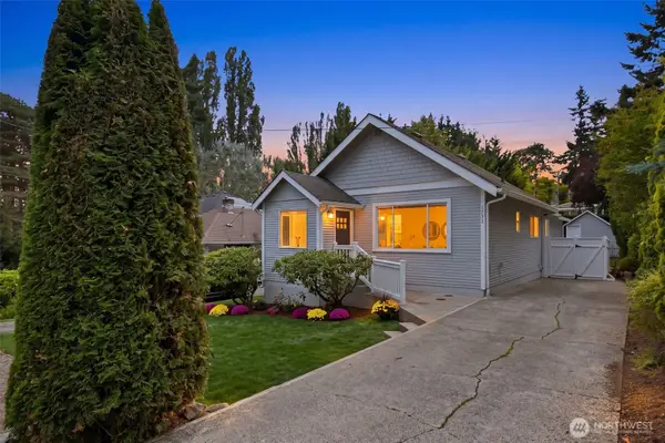 1723 NE 92nd Street, Seattle, WA 98115