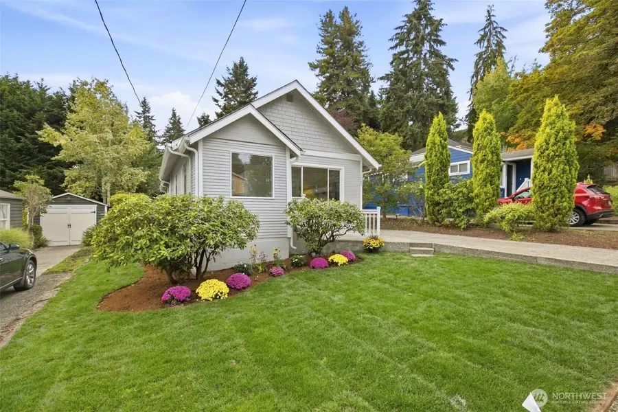 1723 NE 92nd Street, Seattle, WA 98115 - #3