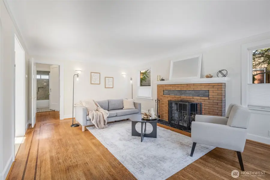 8007 Wallingford Avenue N, Seattle, WA 98103 - #3