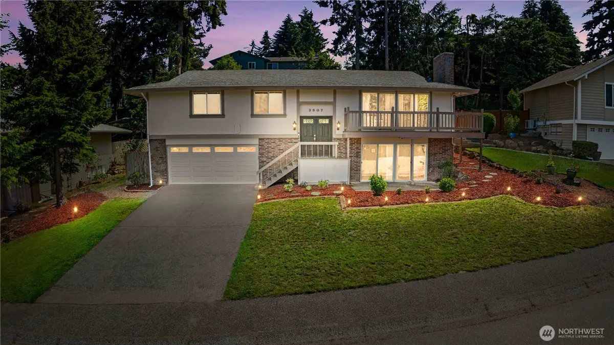 3907 SW 328th St, Federal Way, WA 98023 - #1