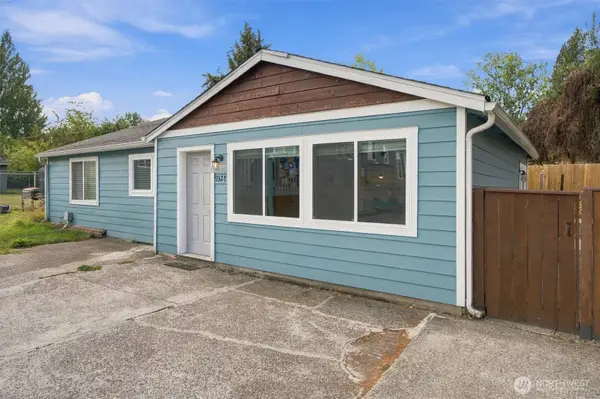 9329 53rd Avenue S #2, Seattle, WA 98118