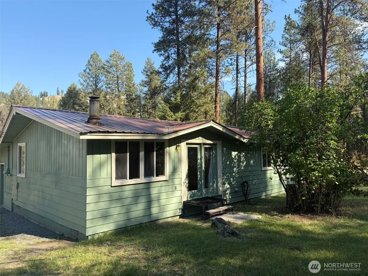 13 Pine Grove Street, Republic, WA 99166 - #1