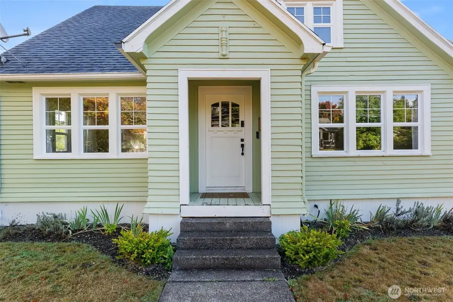 803 Fowler Street, Raymond, WA 98577 - #3