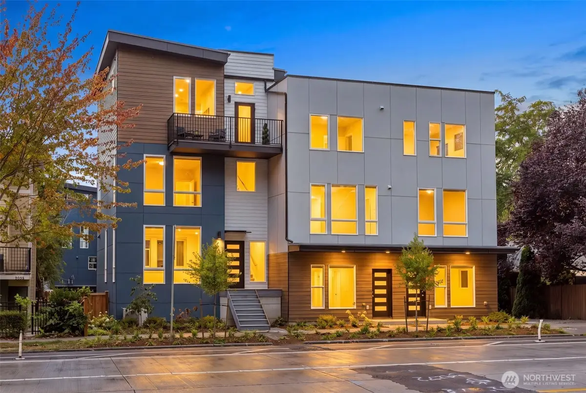 7035 Delridge Way Sw, Seattle, WA 98106 - #1