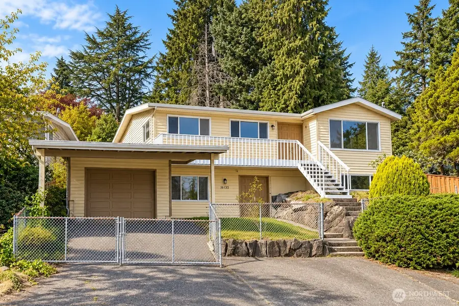 16135 Densmore Ave N, Shoreline, WA 98133 - #2