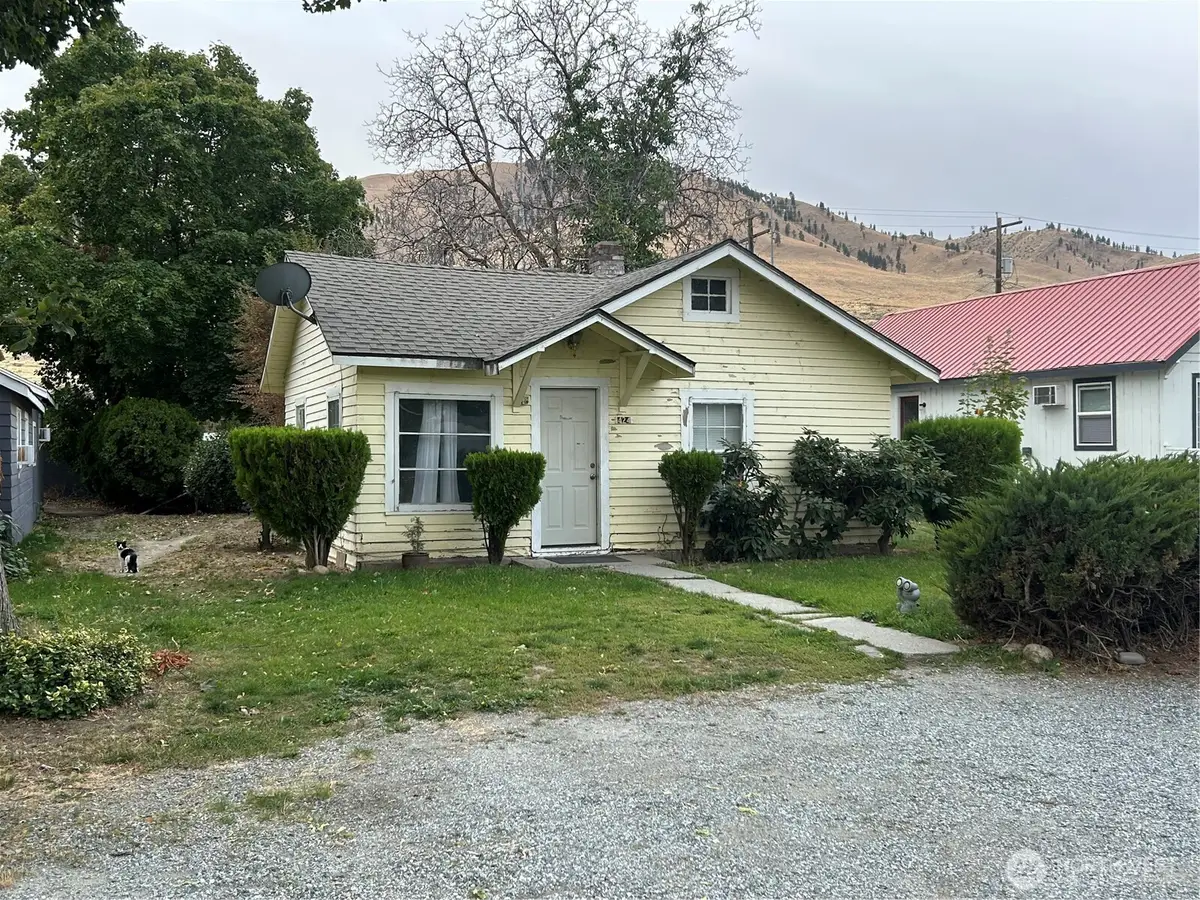 424 E Trow Avenue, Chelan, WA 98816 - #1