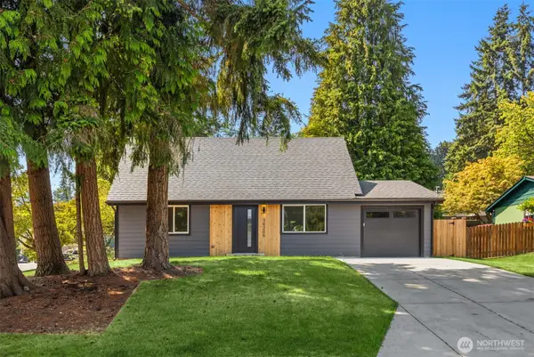 14205 77th Avenue Ne, Kirkland, WA 98034