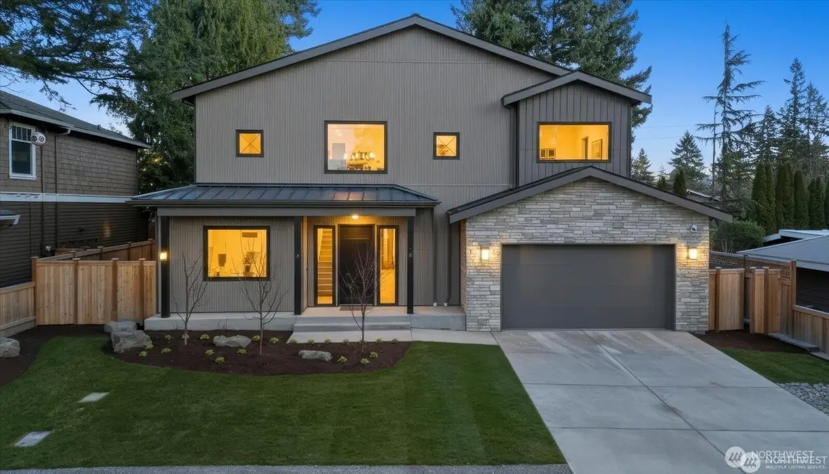 1020 107th Avenue Se, Bellevue, WA 98004 - #1