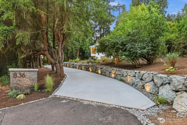 836 NW Richmond Beach Road, Shoreline, WA 98177