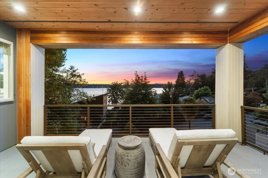 11822 Holmes Point Drive Ne, Kirkland, WA 98034 - #2