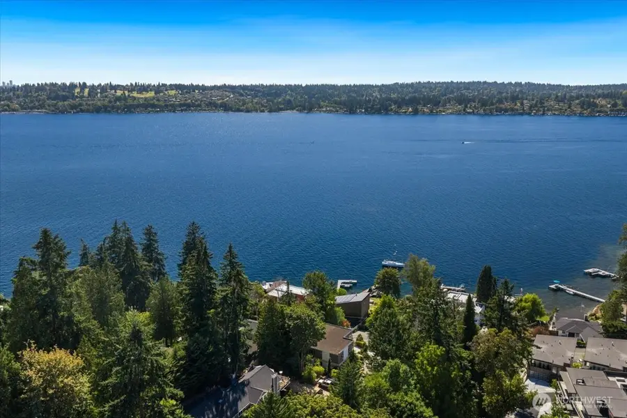 11822 Holmes Point Drive Ne, Kirkland, WA 98034 - #3