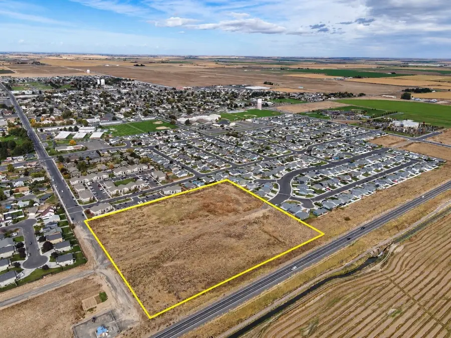 1295 S 7th Avenue, Othello, WA 99344 - #3