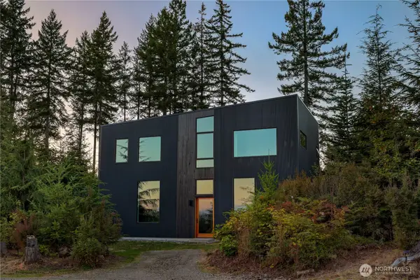 35951 NE 91st Way, Carnation, WA 98014