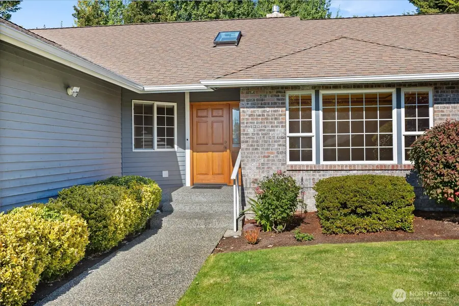 7205 Grove Street, Marysville, WA 98270 - #2