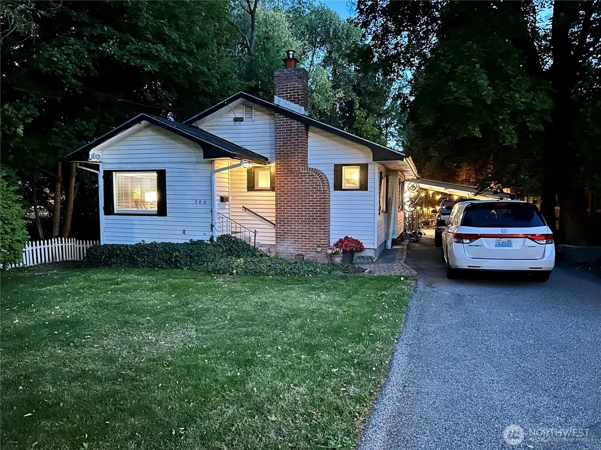 300 Pioneer Avenue, Cashmere, WA 98815 - #1