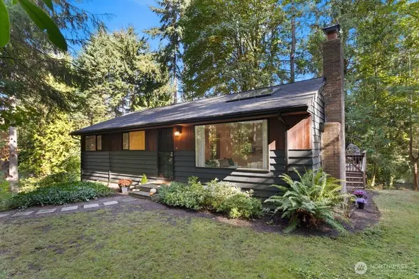 17210 30th Avenue Ne, Lake Forest Park, WA 98155