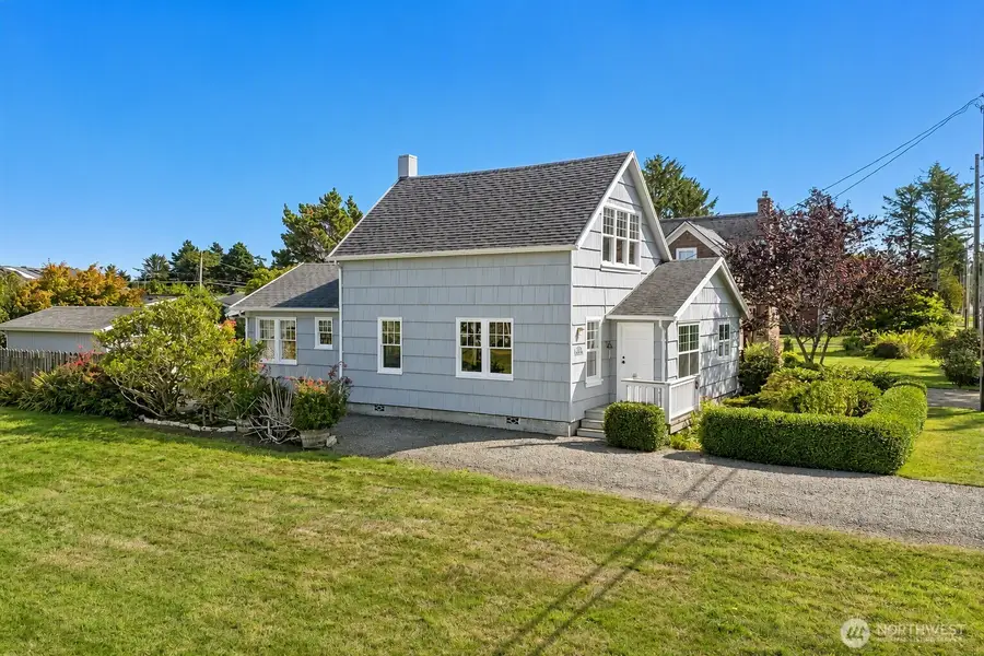 4610 K Place, Seaview, WA 98644 - #3