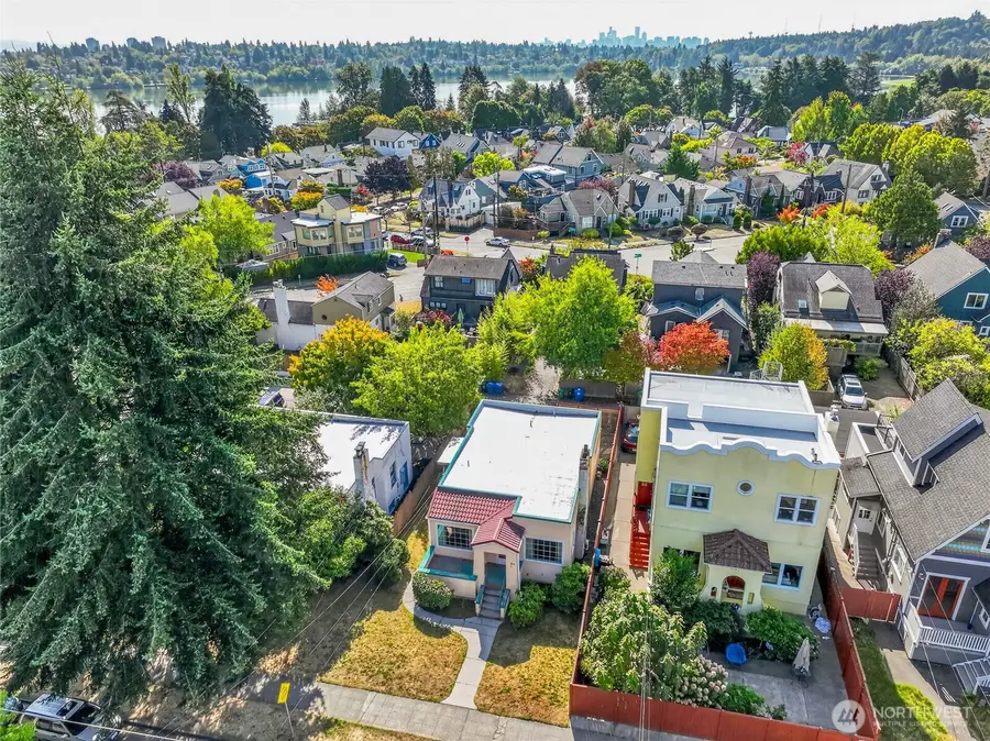 1159 N 77th Street, Seattle, WA 98103 - #2