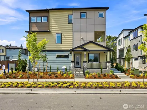 1313 Tacoma Court Ne #30, Renton, WA 98056