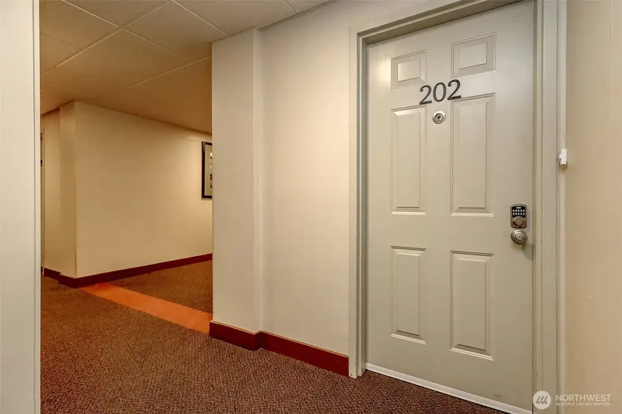 909 N I Street #202, Tacoma, WA 98403 - #3