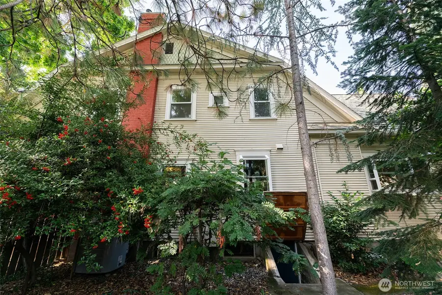 705 Boyer Avenue, Walla Walla, WA 99362 - #3