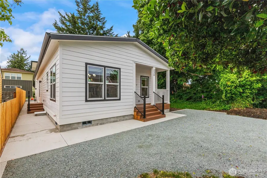 226 E Orange Avenue, Burlington, WA 98233 - #2