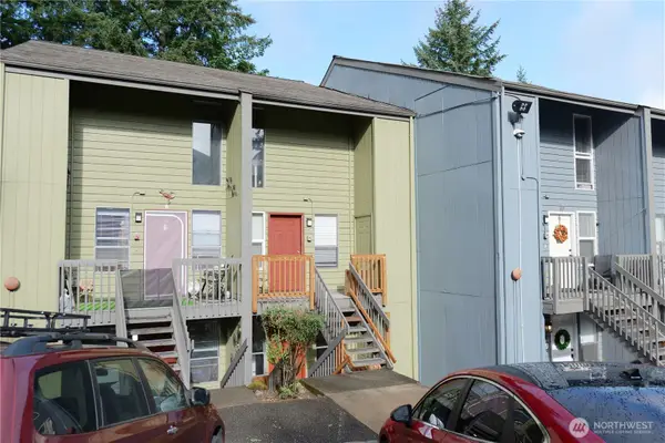 500 N National Avenue #7, Bremerton, WA 98312