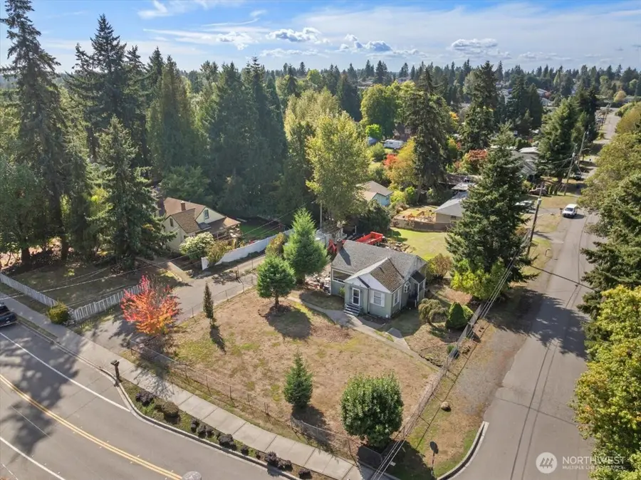 12005 5th Avenue S, Seattle, WA 98168 - #2
