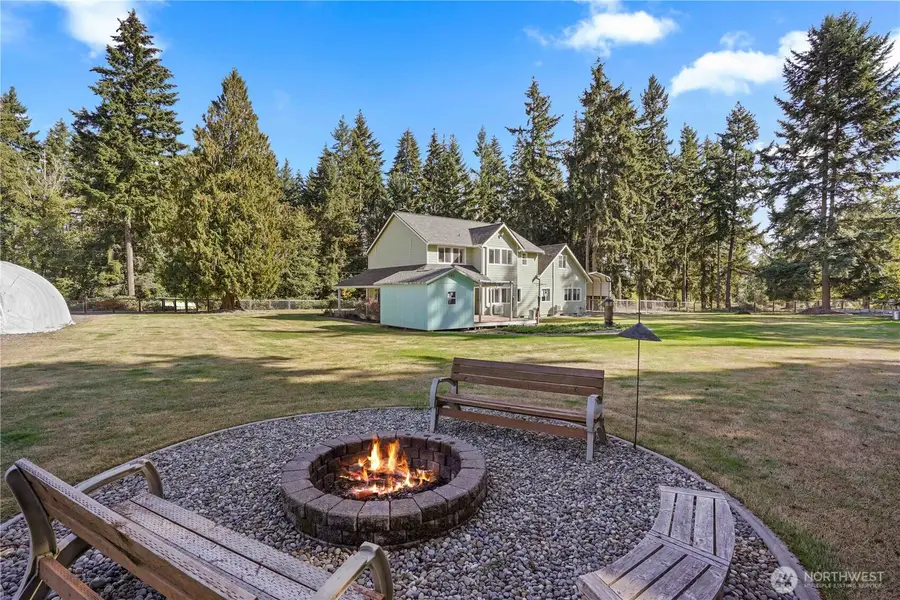 35718 59th Avenue Ct E, Eatonville, WA 98328 - #3