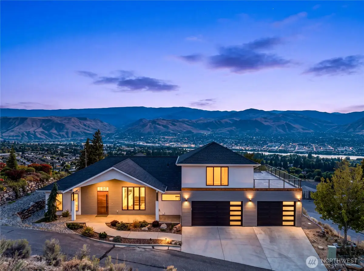 700 Upper Daniels Drive, East Wenatchee, WA 98802 - #1