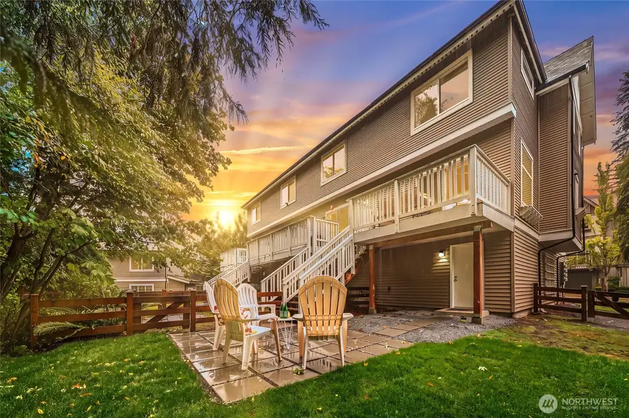 22652 NE Alder Crest Lane, Redmond, WA 98053 - #3
