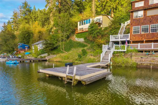 39522 Ski Park Road E, Eatonville, WA 98328