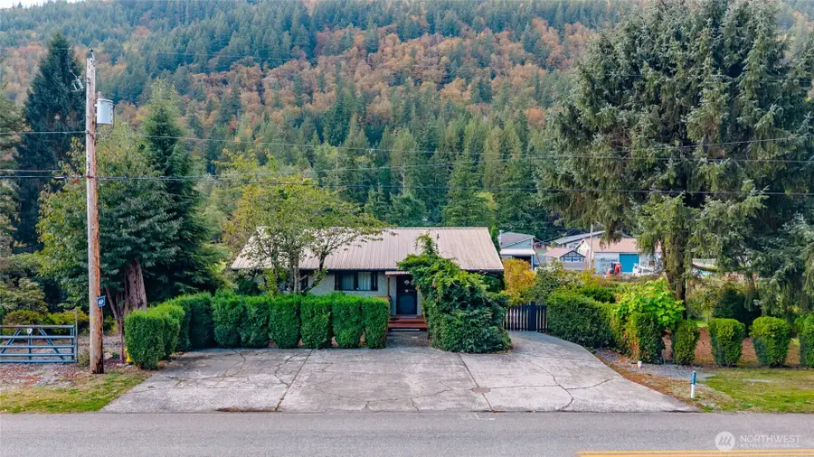 371 Lakeside Drive, Sedro Woolley, WA 98284 - #3
