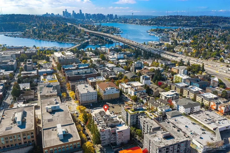 4343 Roosevelt Way Ne #601, Seattle, WA 98105 - #2