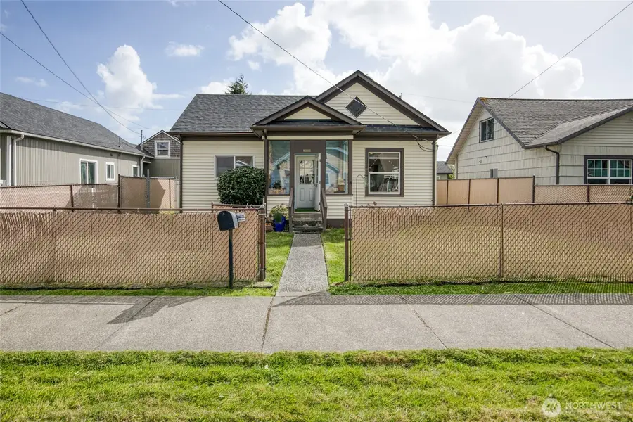 2832 Pacific Avenue, Hoquiam, WA 98550 - #2