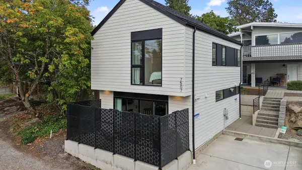 7507 Latona Avenue Ne, Seattle, WA 98115