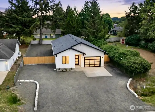 870 Mount Olympus Avenue Se, Ocean Shores, WA 98569