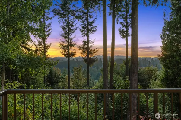 17315 102nd Ave Ne, Bothell, WA 98011