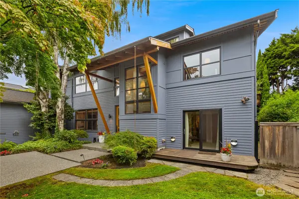 2223 39th Avenue E, Seattle, WA 98112