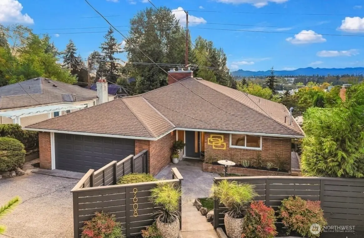 9608 5th Avenue Ne, Seattle, WA 98115 - #1
