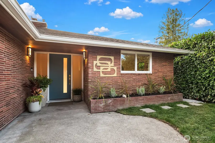 9608 5th Avenue Ne, Seattle, WA 98115 - #3