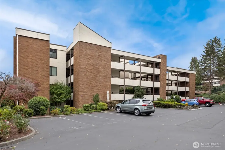 10817 Glen Acres Dr S #B, Seattle, WA 98168 - #2