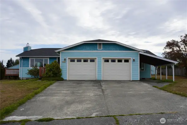 711 Christman Place, Port Angeles, WA 98362