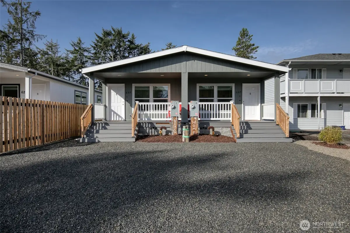 627 Sunset Avenue Ne, Ocean Shores, WA 98569 - #1